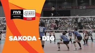 Impossible dig from the japanese Sakoda - Women's OQT Japan 2016