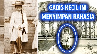 Penampakan Gadis Kecil Ini Sama Meskipun Foto-Fotonya Diambil Pada Tahun yang Berbeda