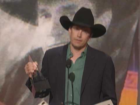 AMA 1998: George Strait Wins the Favorite Country Male Award