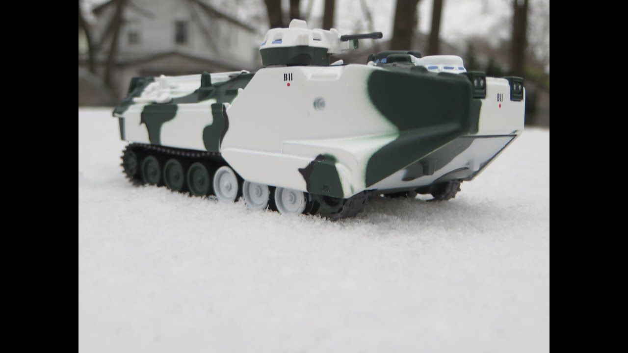 1:72 AAV Snow Drifting Stopmotion