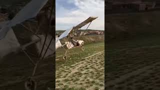 Köy Meydanında Derme Çatma Uçakla Kalkış Denemesi