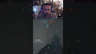 Tam Bir Kaos. Bomba Atarla Oda Temizliği Etiketli