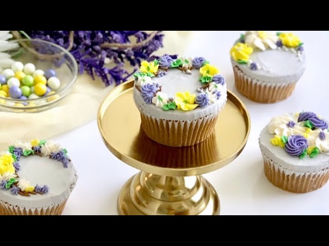 How to make easy buttercream flower cupcakes? - ZIBAKERIZ class=