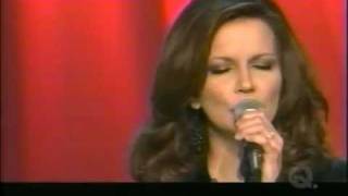 Martina McBride I CAN'T STOP LOVING YOU LIVE chords