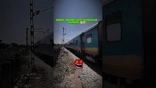 diesel engine with*Humsafar express* ☠️🔥😈 #indianrailways #wdm3a #humsafarexpress #train