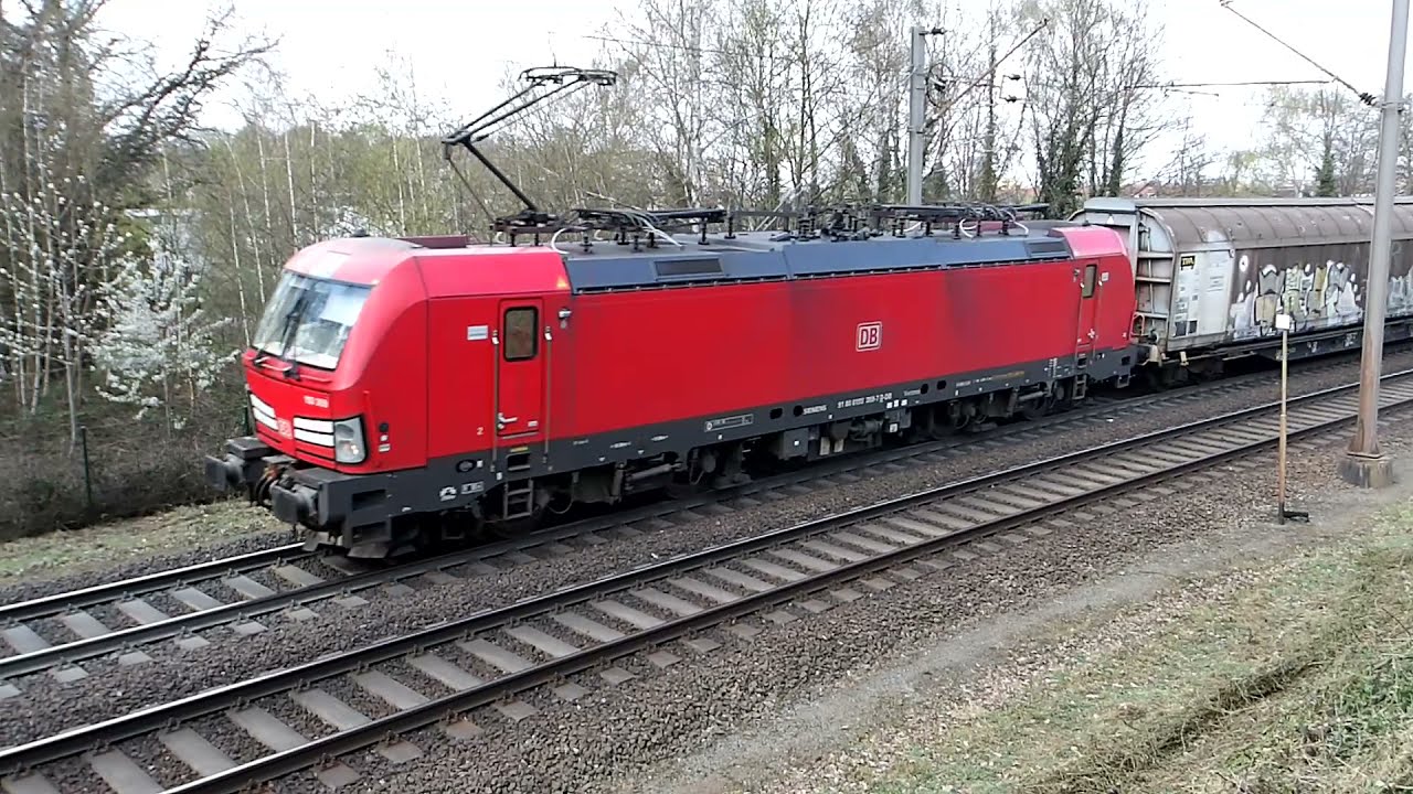 Unit Cargo Trein met gesloten wagons en een platte Wagon !!!! DBC , Venlo Nederland 2 April 2021