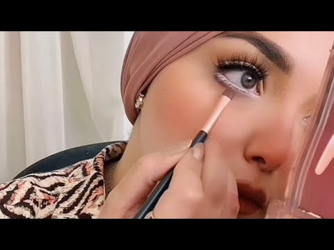 طريقة استخدام الكحل الابيض لتوسيع العين وتنويرها