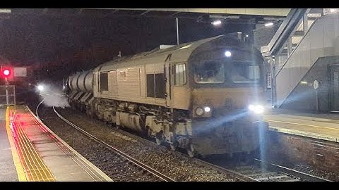 Double Colas Rail Class 66 - 66849 & 66847 passing Castleford on RHTT on 3S14 (08/12/25)