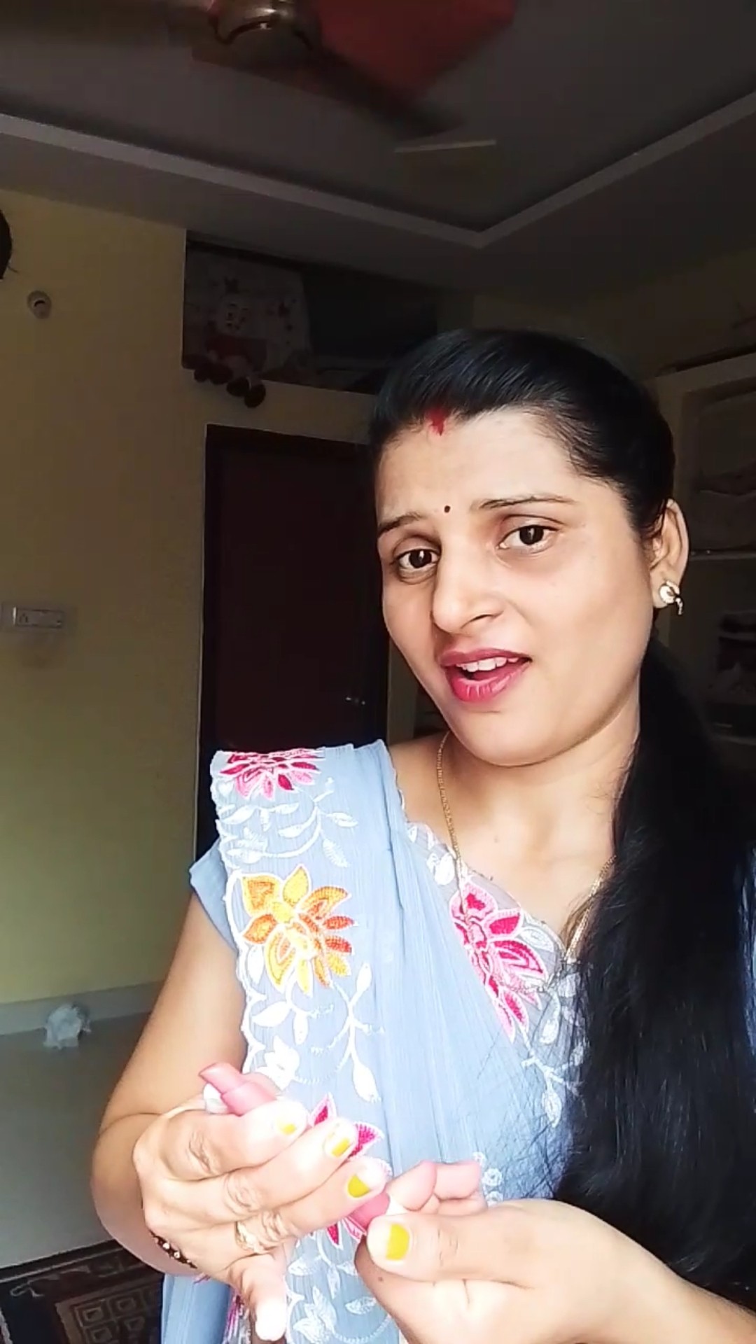 तेरे लिए सजती सवरती हूँ#comedyकॉमेडी #mackup #comedy #youtube #shorts