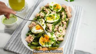 Dimagrire con gusto con insalata di fagiolini salmone al naturale e uova sode con salsa speciale