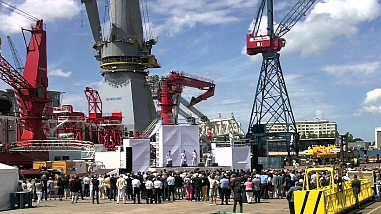 Showeffects Zorgde voor Spectaculaire Special Effects bij de Opening van het Schip Seven Borealis 🚢🎉