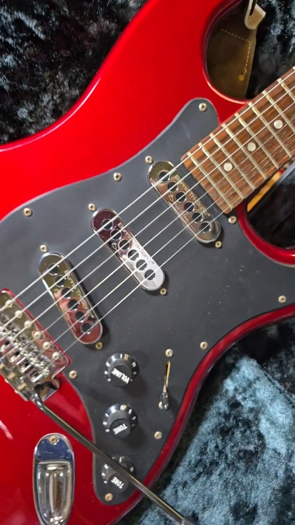 kissy's Guitar Collections】ARIA STG-CST BURNS TRI-SONIC Pickups