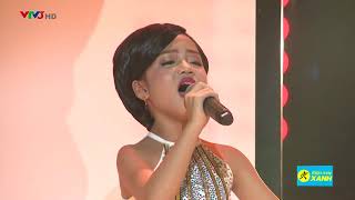 Làng Quan Họ Quê Tôi (Bé Tú Thanh) - Gương Mặt Thân Quen Nhí 2017 - Tập 10 [Full HD]