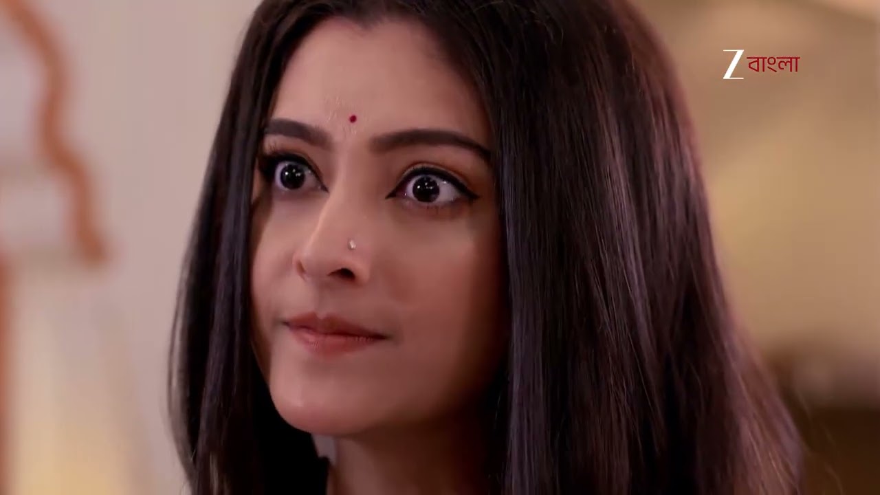 Kon Gopone Mon Bheseche | কার কাছ থেকে মুখোশ বানিয়ে এনেছে তৃষা ?