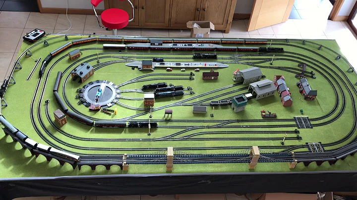 Huge Hornby Model Railway Digital Train Set Jadlam HL12