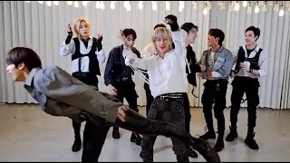 Stray Kids “Back Door” (part switch ver.) Resimi