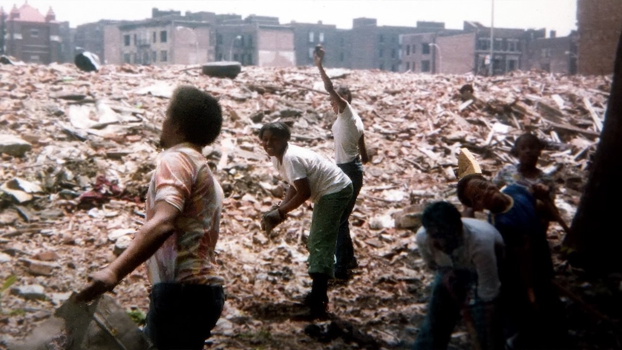 Бронкс горит: изнутри десятилетия пожаров