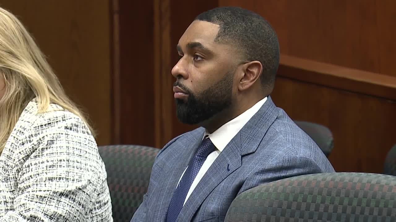 Judge orders evidentiary hearing held in Sherrone Moore case