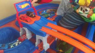 Hotwheels Step 2 Race Play Table Kids Video