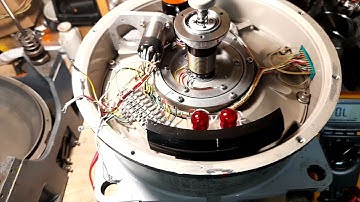 Sperry MK-37 gyrocompass INSIDE