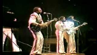 Lionel Richie and The Commodores - Live 1979 Flying High chords