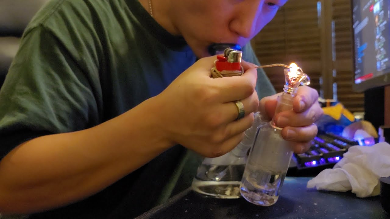 Smoking out of my new ash catcher on Christmas. Very nice.