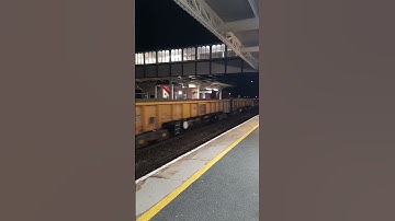 Freightliner Class 66 with tones at Llandudno Junction (66520 + 66547)