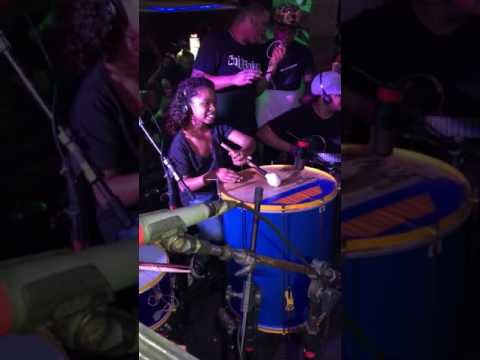 Kauã, de 10 Anos Dando Show No Surdo, Na Roda De Samba Do Cajú Pra baixo - Agosto 2017 BSP