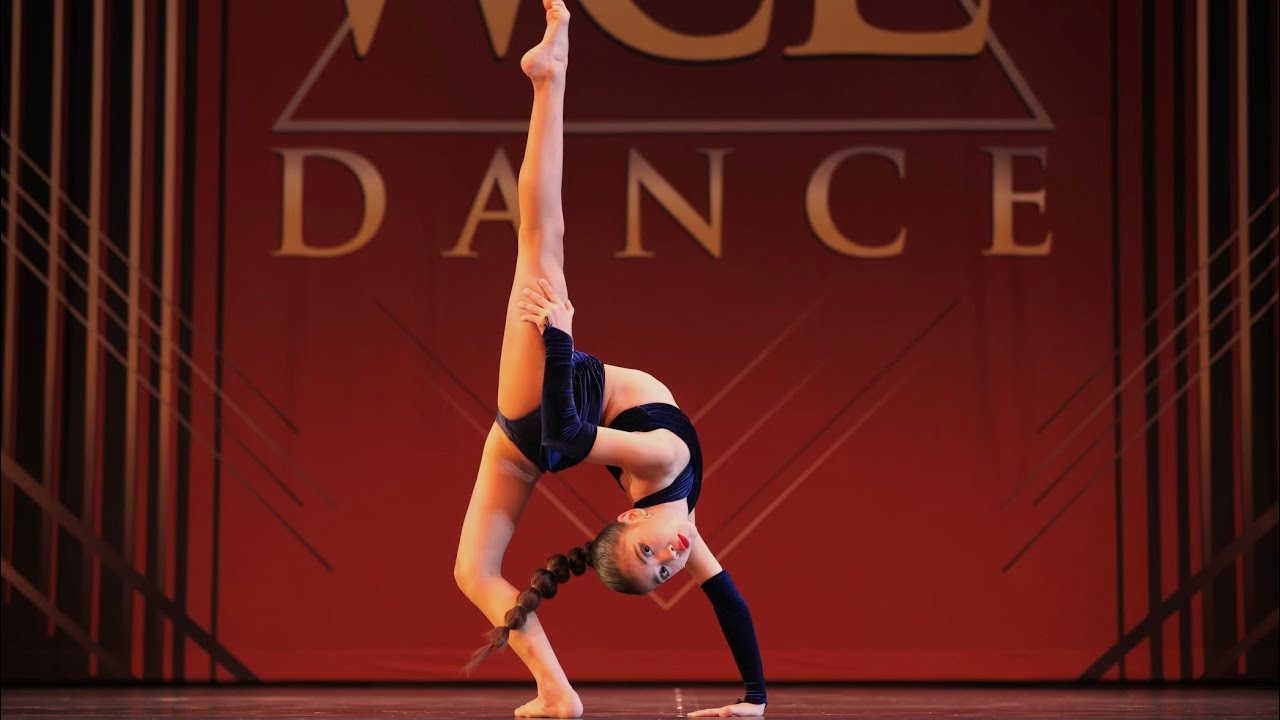 Mila Renae - El Galatzo 