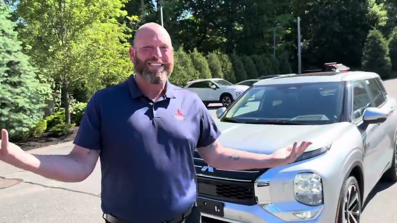 Over $11k on rebates on this 2024 Outlander Plug-In Hybrid. Brian the Lion’s Pick of the Day!