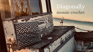 Diagonally - mosaic crochet technique 