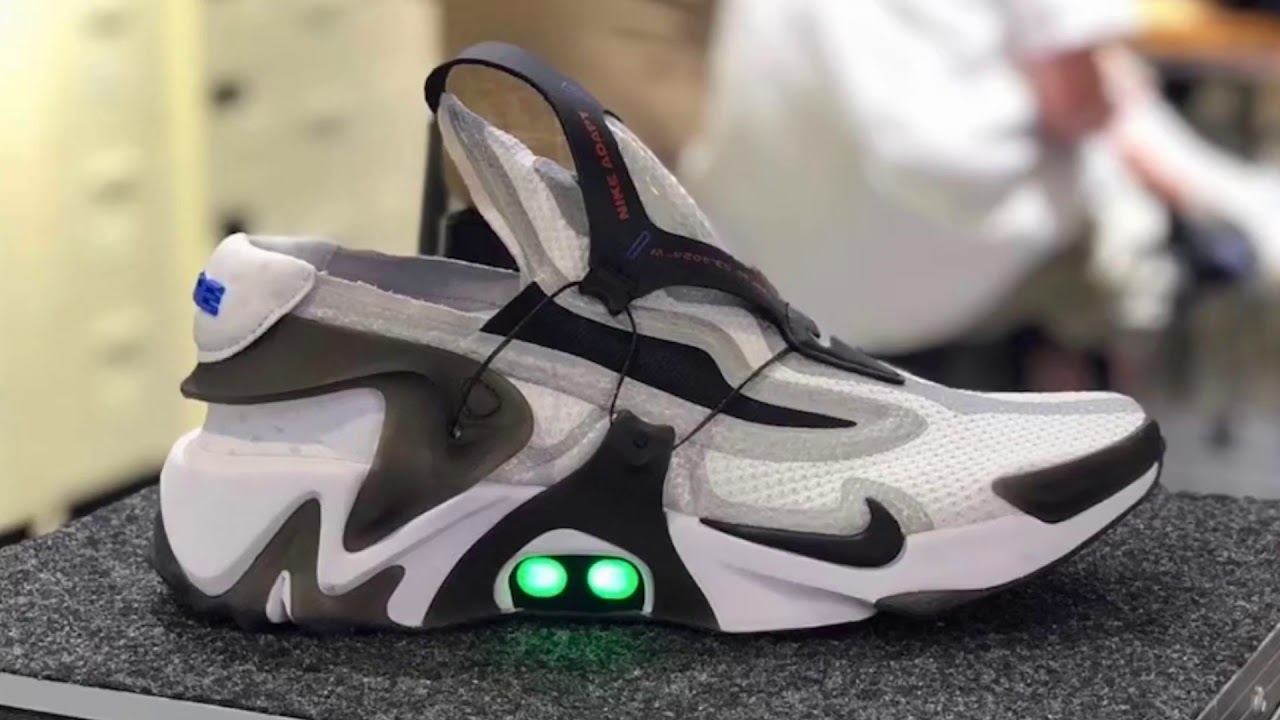 FIRST LOOK: Nike Adapt Huarache on feet 