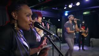 Leon &  The People s  World's Gonna  Come Around LIVE @ SMASH Studios r1080p 24 HEVC Stereo 2