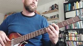 Video thumbnail of "Astrud Gilberto - Agua de Beber (Bass Cover)"