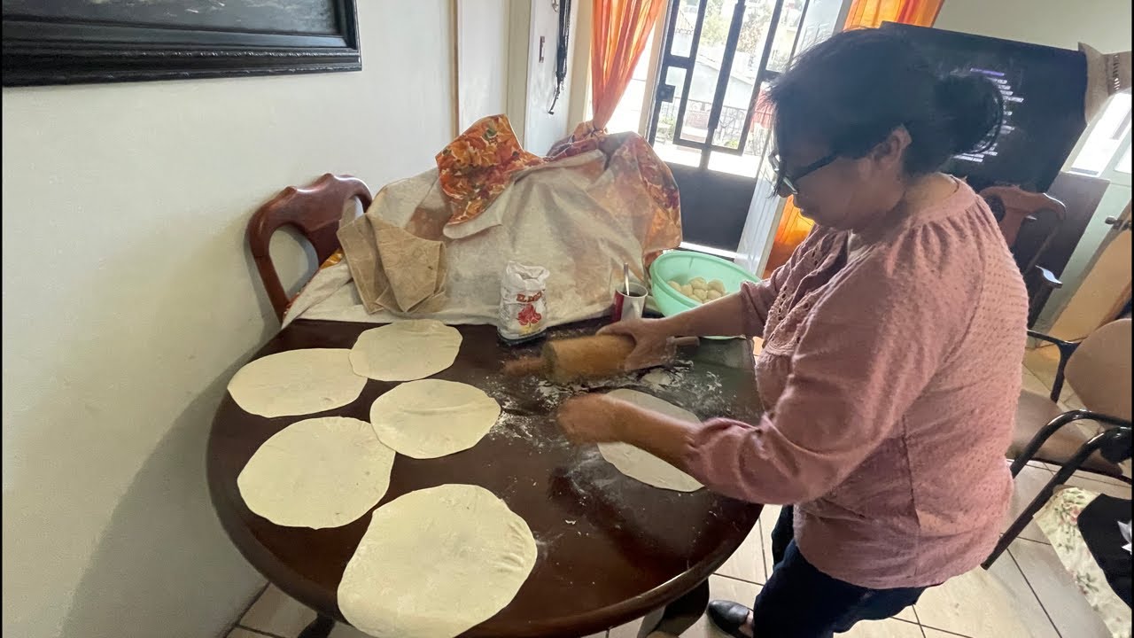 Tortillas de harina hechas en casa!
