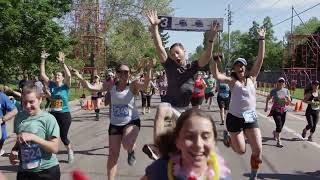 WHAT'S ON THE BB10K COURSE?
