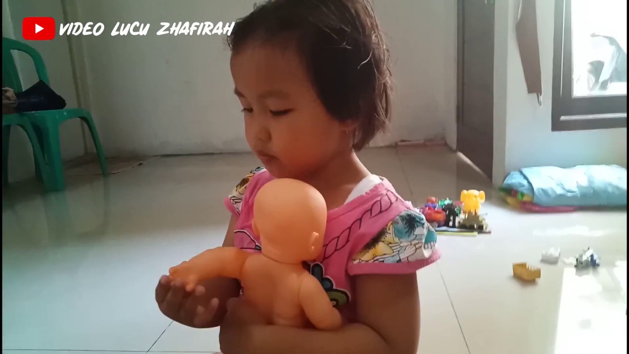  Mainan  Boneka bayi  yang  Bisa  Makan Mainan  Boneka Bayi  