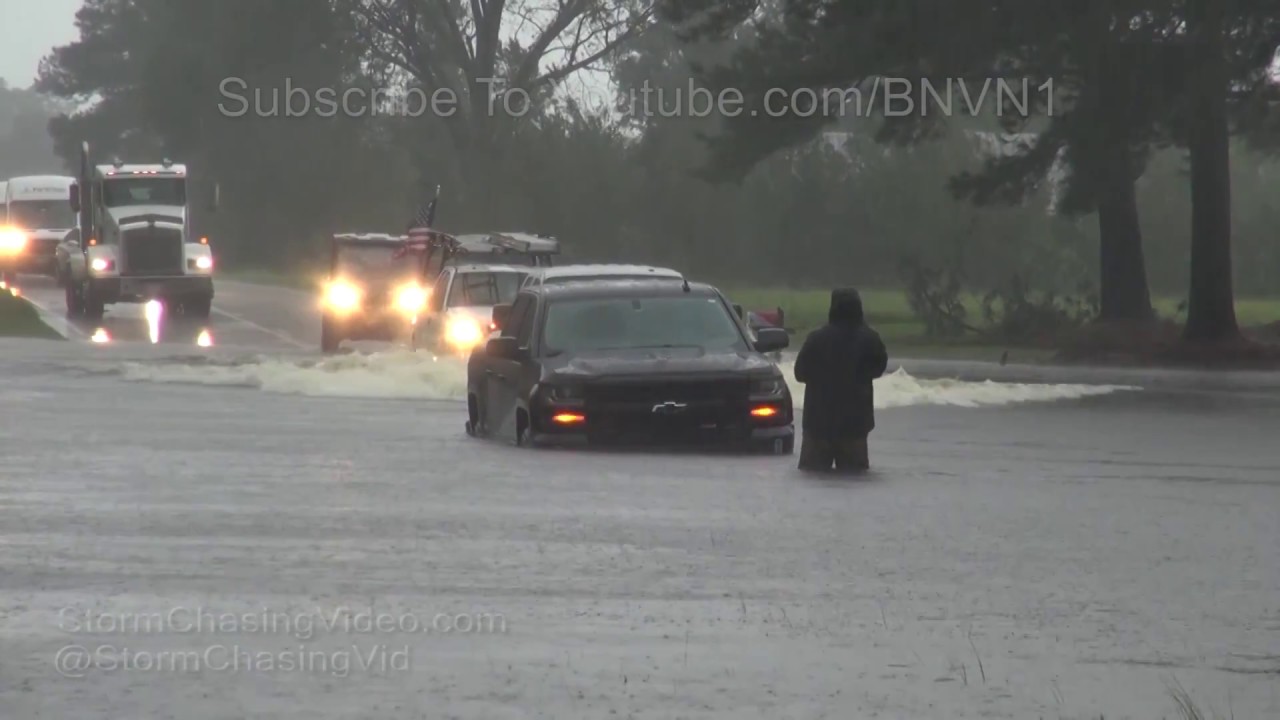 Hurricane Florence homes flooded vehicles stalling, Warsaw, NC - 9/15/2018