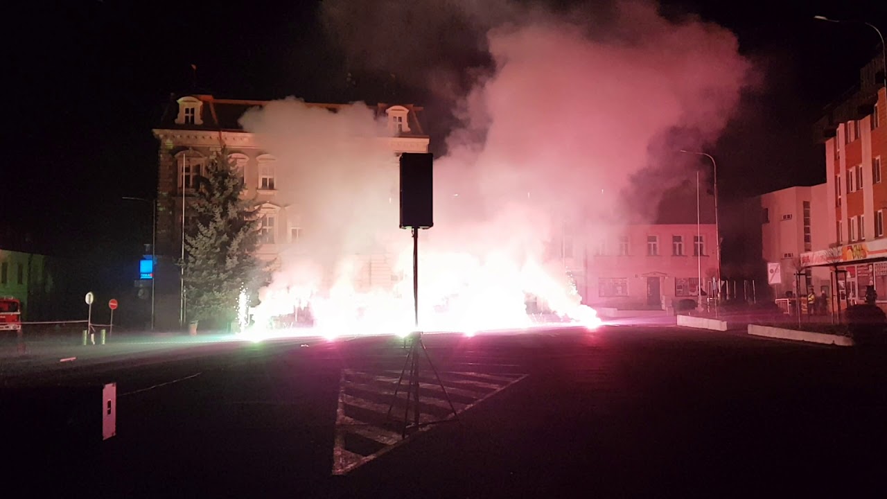 Novoroční ohňostroj 2020 Kostelec nad orlicí
