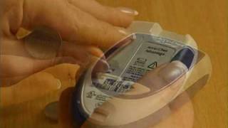 Accu-Chek Advantage installing battery