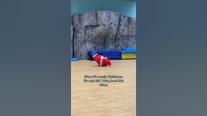 Santa Claus Dirty Dancing?!! 😂😭😭😭 #shorts #viral #viralvideo #christmas