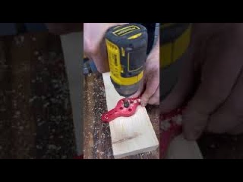 conductor for drilling holes \\ кондуктор для сверления