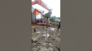 #shorts Máy xúc đất đóng cọc bê tông như búa tạ – đất rung chuyển luôn #excavator