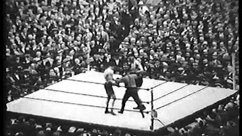 Jess Willard vs. Floyd Johnson, KO11, 5-12-1923