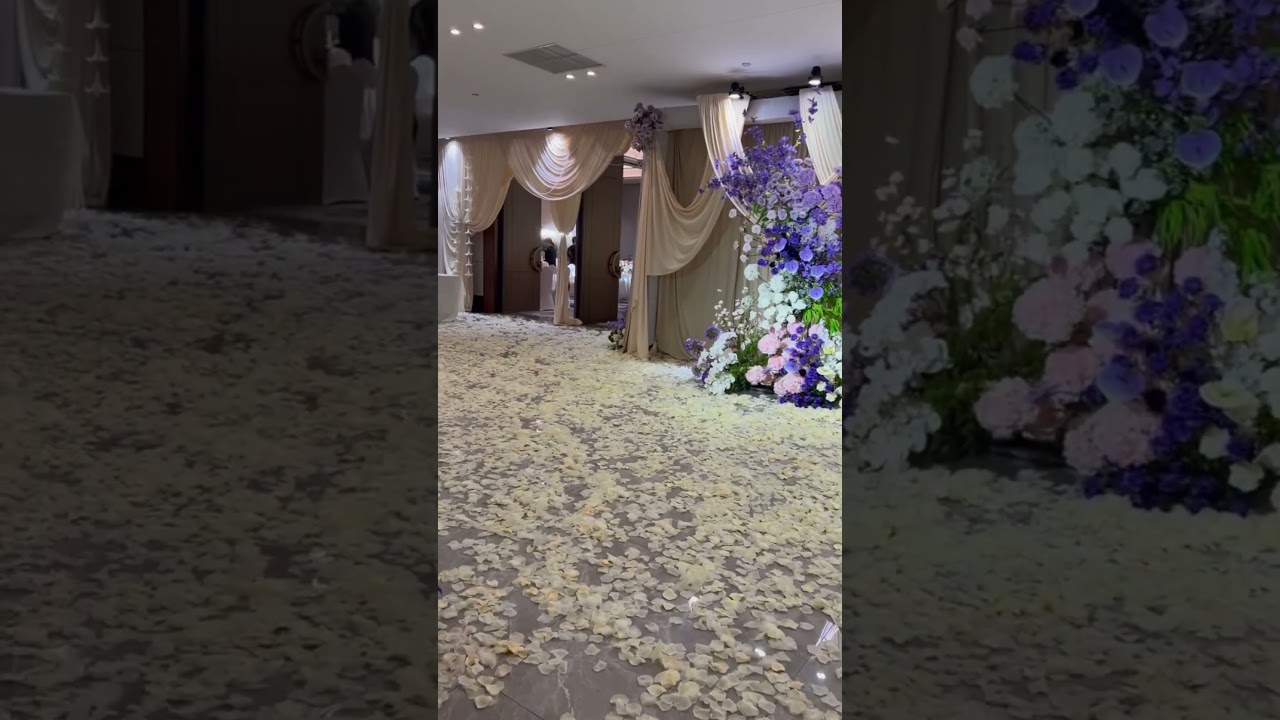 Purple wedding decorations. 