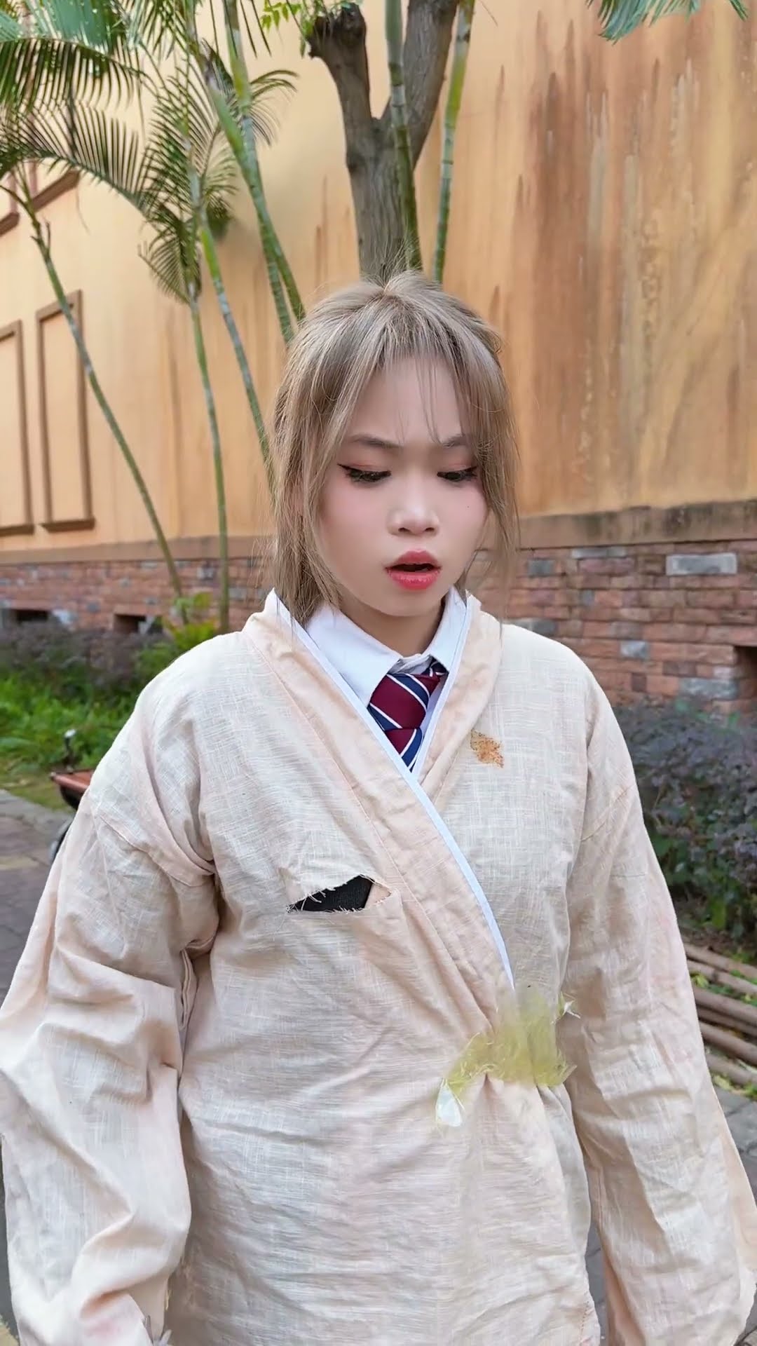 路边的乞丐女孩#short #angel #clown
