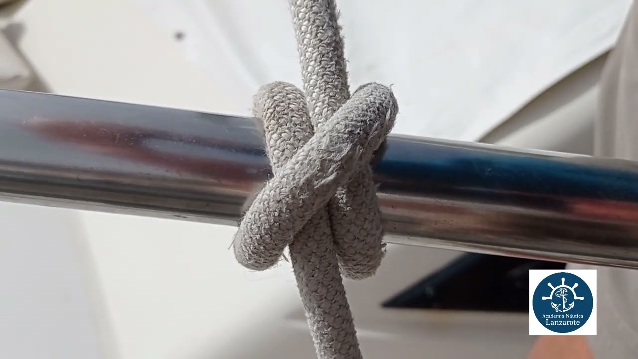 NUDOS IMPRESCINDIBLES A BORDO