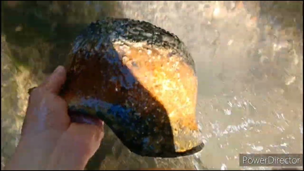 pêche à l'aimant,  fouille rivière ww1,  ww2 avec du lourd . casque allemand