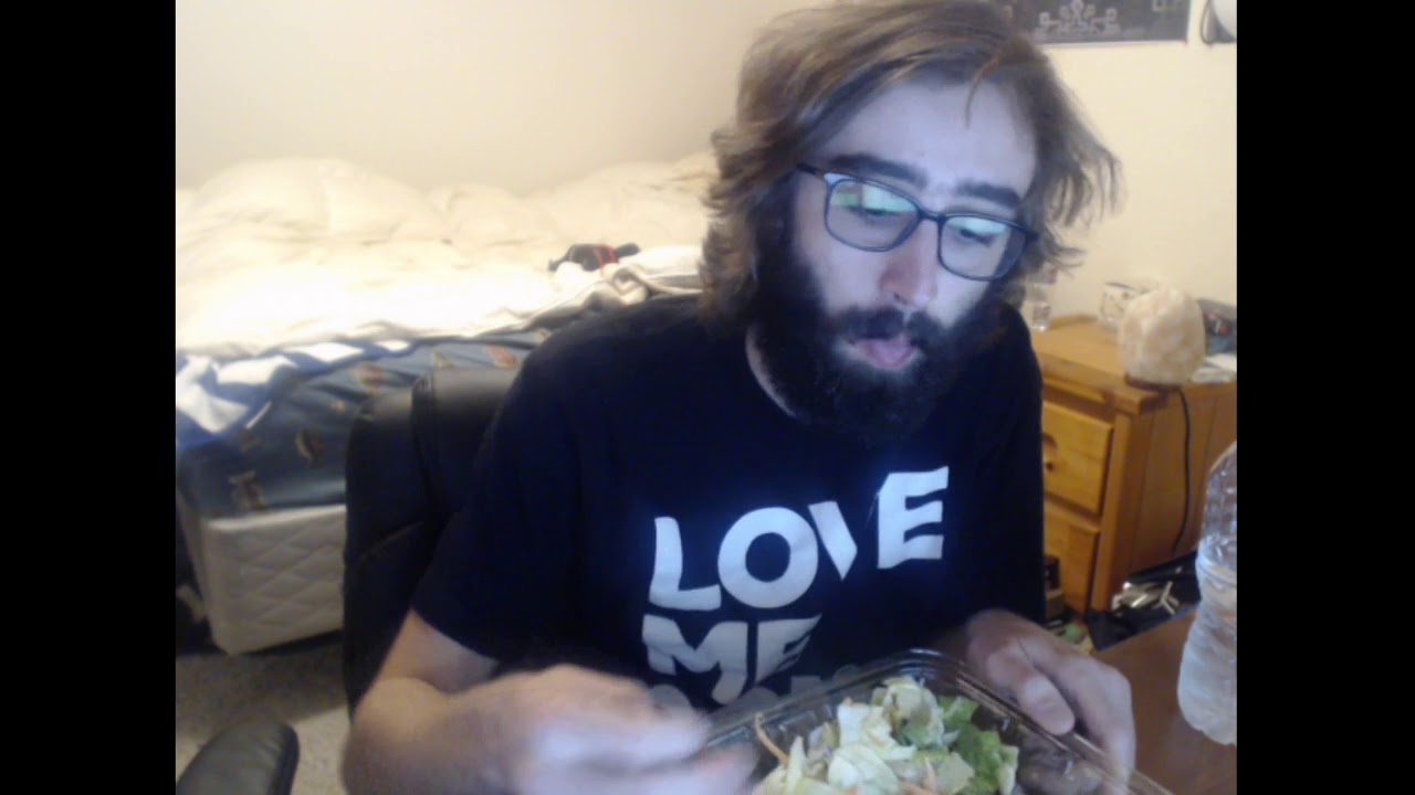 I eat a salad everyday until a salad eats me, Day 1 - YouTube