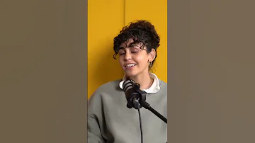 بتغيب و انت اللي على بالي 